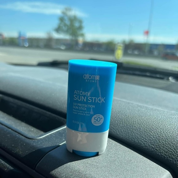 Atomy UV Protection Sun Stick - Picture 2 of 2